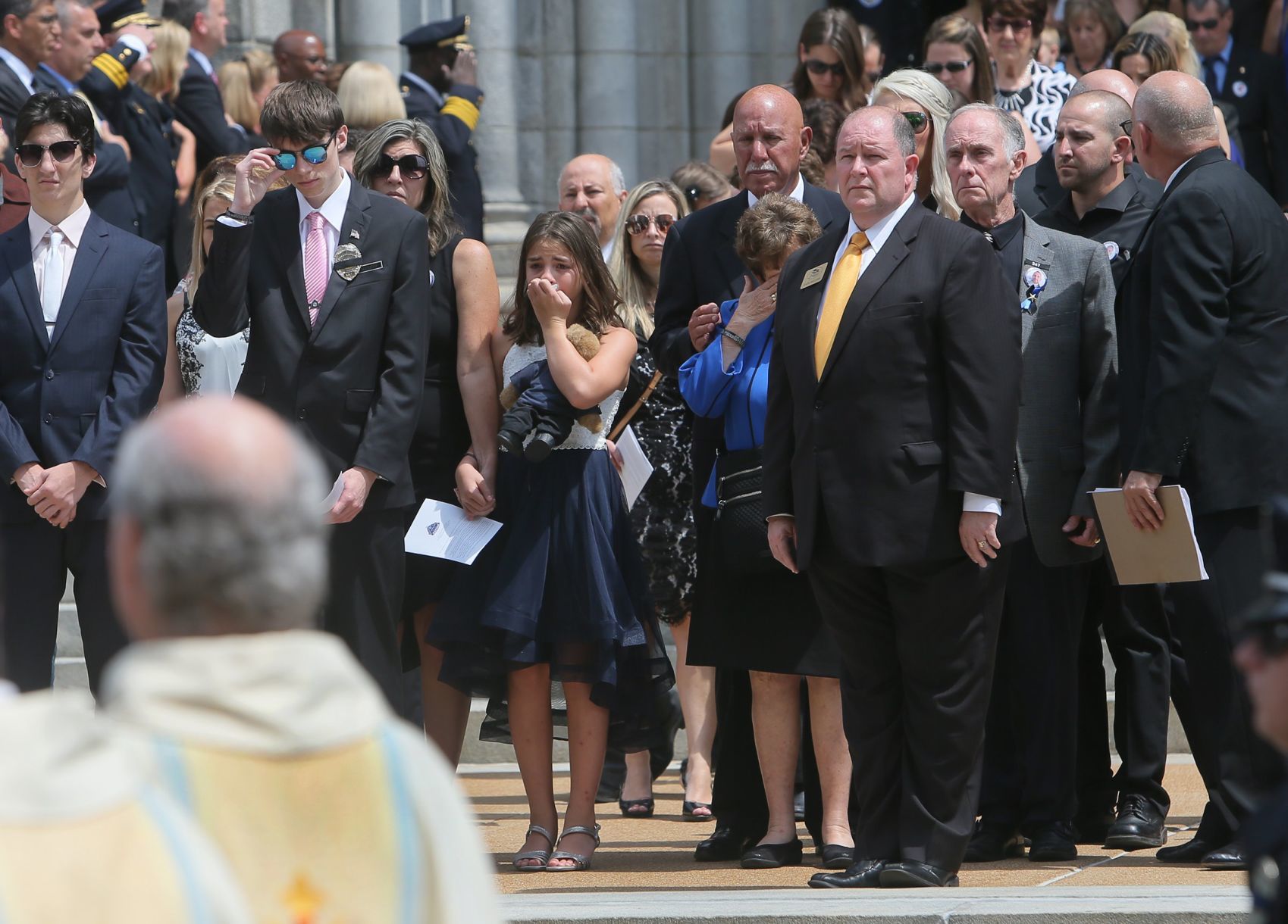 Hundreds of police officers honor Michael Langsdorf